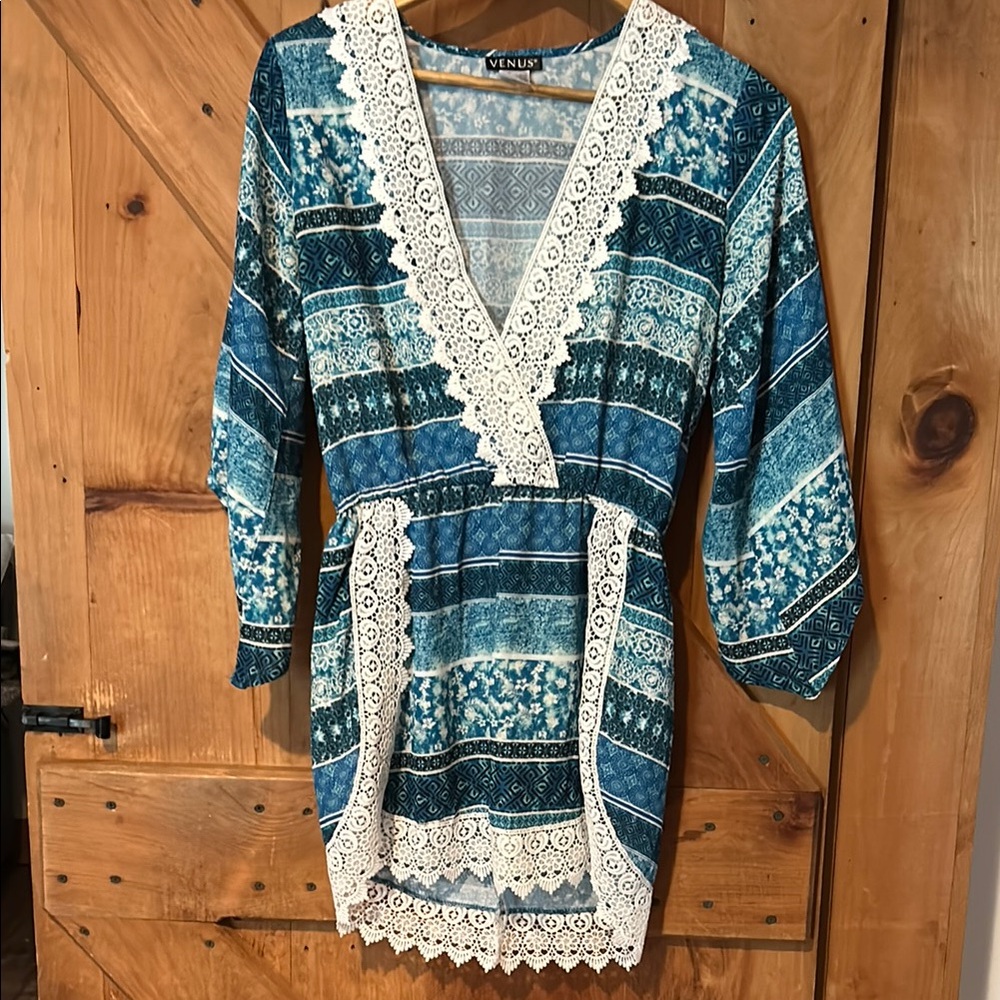 VENUS Blue and White V-Neck Sundress with Bishop Sleeves